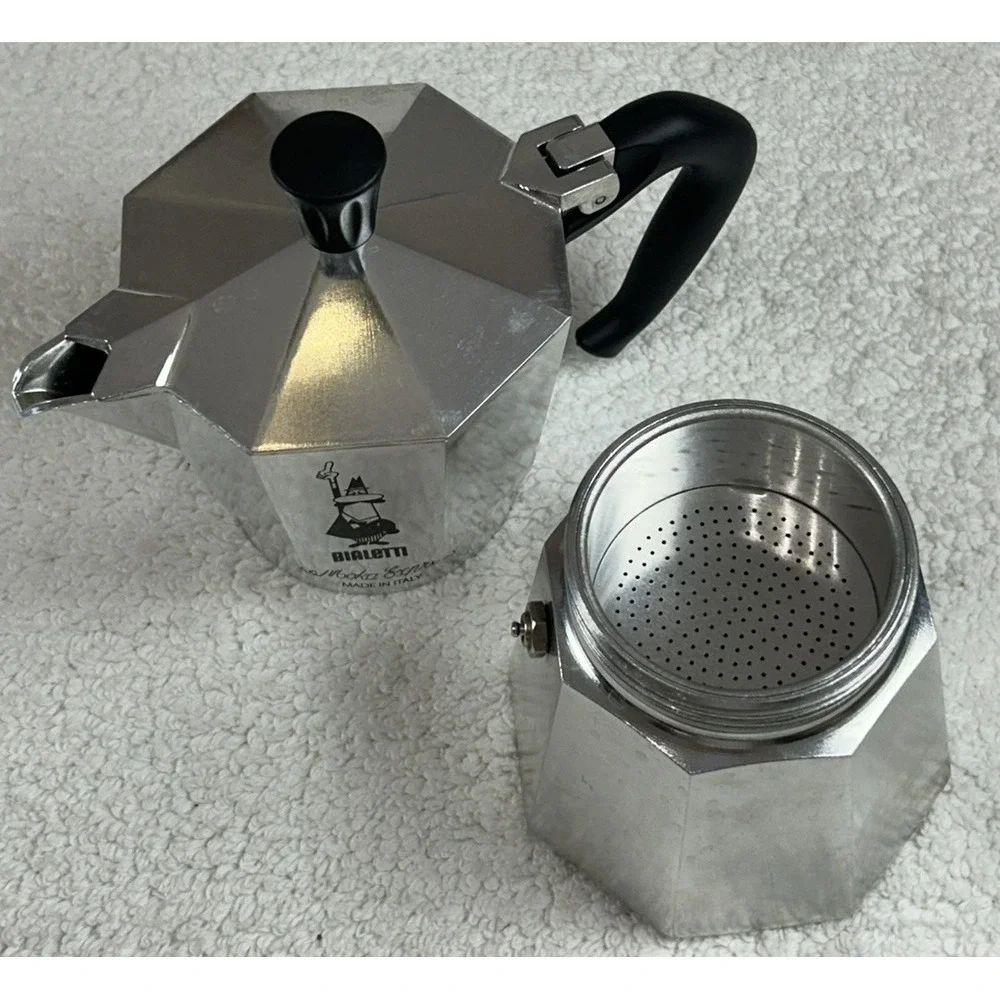 EUC Bialetti Moka Express Cup Espresso Coffee Pot Stovetop Italy Italian, 6 Cup